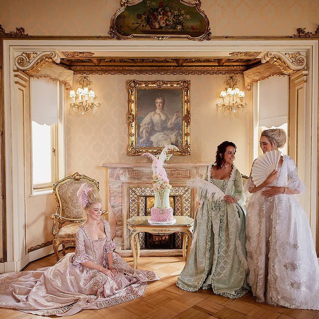 Rococo Marie Antoinette inspired shoot